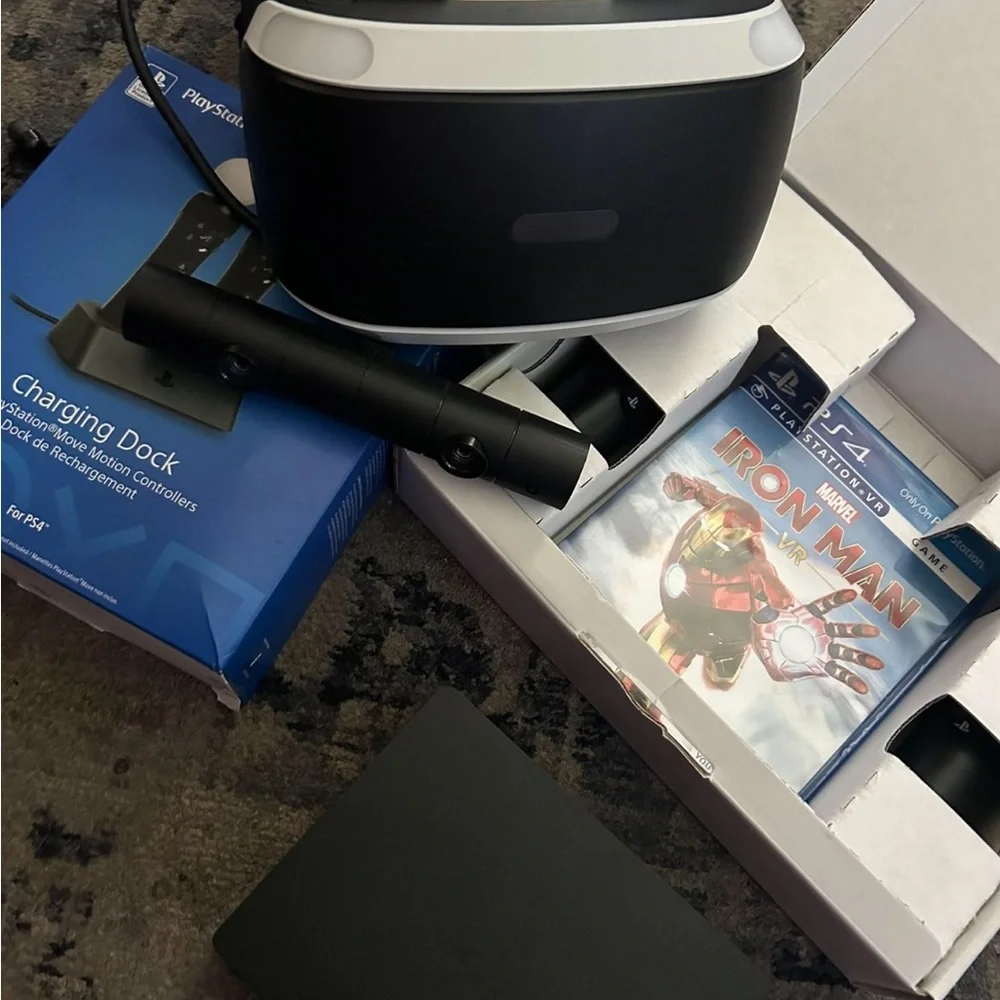 Sony VR Marvel Iron Man Bundle - Blue